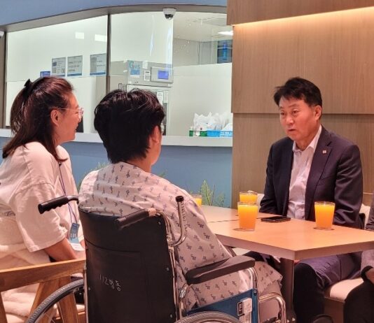 마라톤에 뛰어든 차량사고 군포 김민석 수술 뒤가 막막해